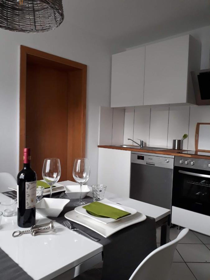 Apartement Am Waldrand Bad Wildbad Exterior foto