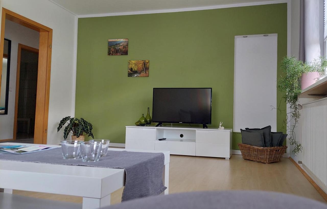 Apartement Am Waldrand Bad Wildbad Exterior foto